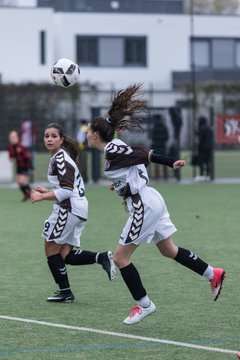 Bild 50 - B-Juniorinnen FC St.Pauli . Braedstrup IF : Ergebnis: 4:1